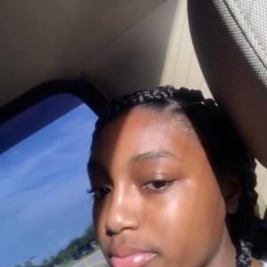 Meet your Posher, Janiya